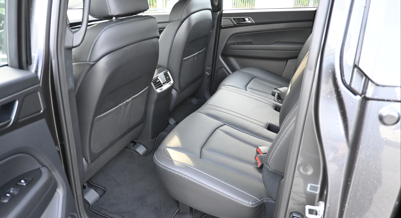 Musso Premium 2.2e-XDI 202 6A/T 4x4