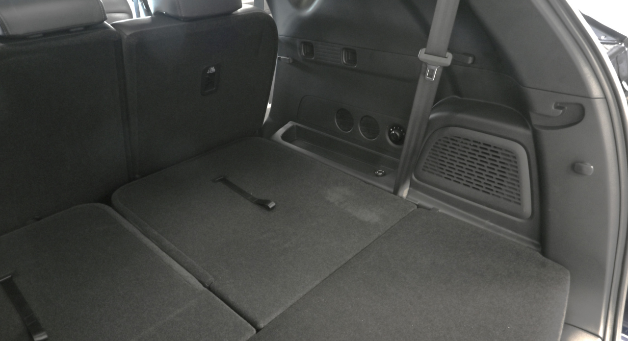 Rexton Premium+ AT 4x4  Lak 7-míst BLACK EDITION